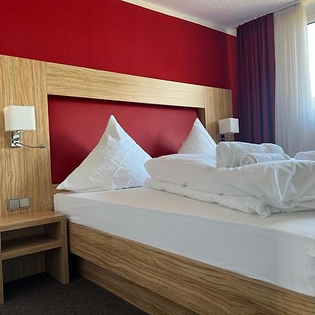 Hotel Ziegenkrug - Pritzwalk Esterno foto